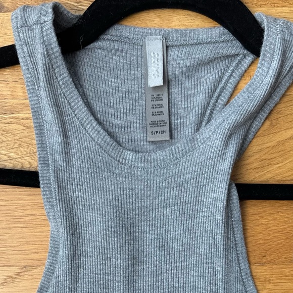 SKIMS SHIMMER FOIL RACERBACK TANK DRESS HEATHER GREY | Size: S - Picture 6 of 7
